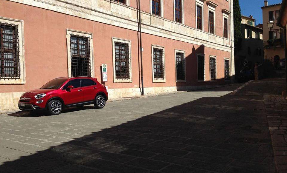 Fiat 500X first teaser image