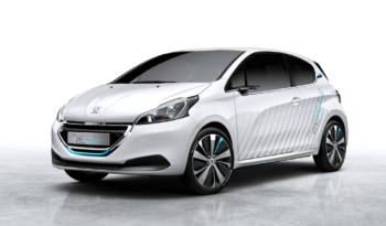 Peugeot 208 Hybrid Air 2L ready for Paris debut