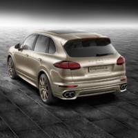 Porsche Cayenne S dressed by Porsche Exclusive