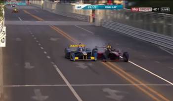 The first Formula E race ended with a big crash between Prost and Heidfeld