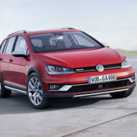 Volkswagen Golf Alltrack introduced ahead of Paris Motor Show