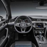 Volkswagen Passat GTE - Official pictures and details