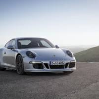 2015 Porsche 911 GTS first photos and details