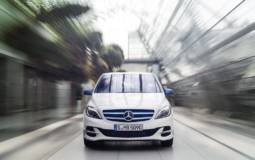 Daimler sold its Tesla shares for almost 800 milion USD