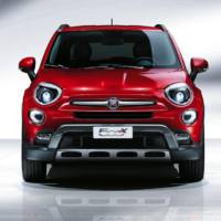 Fiat 500X crossover introduced in Paris