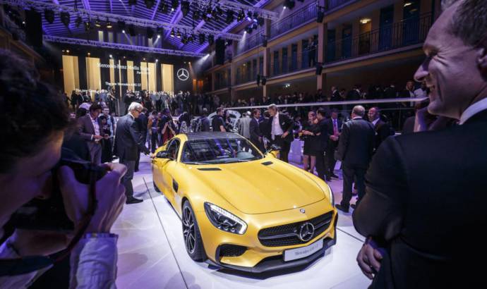 Mercedes-AMG GT flex its muscles in Paris