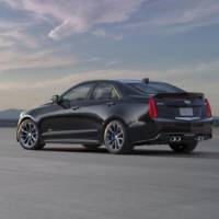2015 Cadillac ATS-V unveiled in Los Angeles Motor Show