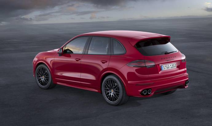2015 Porsche Cayenne GTS facelift has been officially unveiled