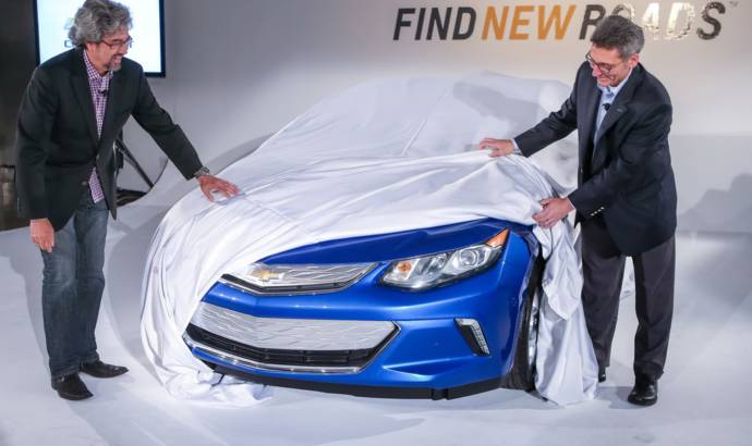 2016 Chevrolet Volt teaser and new info