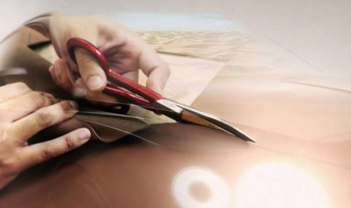 Bentley SUV new teaser offers some design details