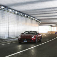Ferrari California T reviewed by Raffaele De Simone (VIDEO)