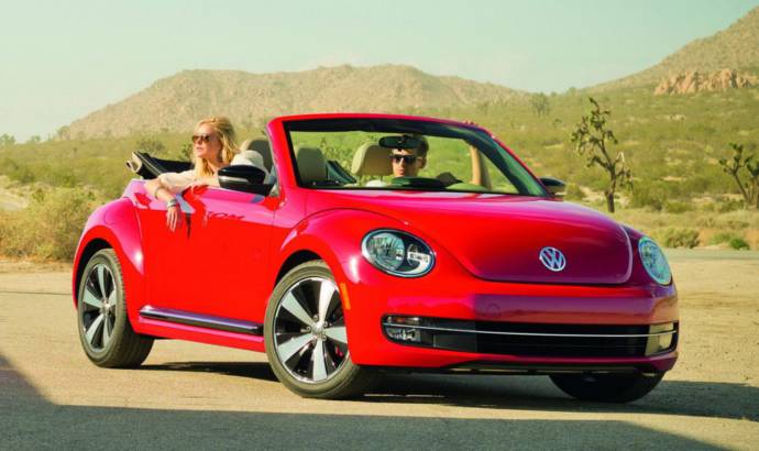 2015 Volkswagen Beetle - New engines and updated technologies