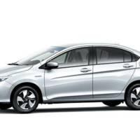 Honda Grace sedan unveiled in Japan