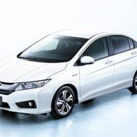 Honda Grace sedan unveiled in Japan