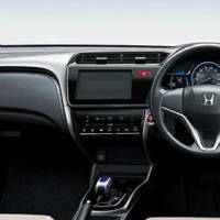 Honda Grace sedan unveiled in Japan