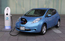 Next generation Nissan Leaf will double its current range