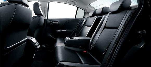 Honda Grace sedan unveiled in Japan