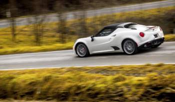 2015 Alfa Romeo 4C Spider unveiled in Detroit