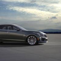 2016 Cadillac CTS-V revealed in Detroit