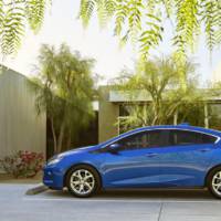 2016 Chevrolet Volt - Official pictures and details