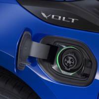 2016 Chevrolet Volt - Official pictures and details