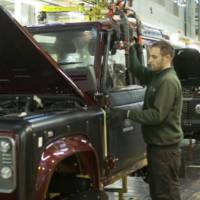 How is made: the ageing Land Rover Defender