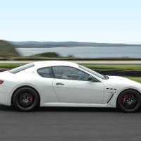 Maserati GranTurismo MC Stradale review compares it with a Ferrari