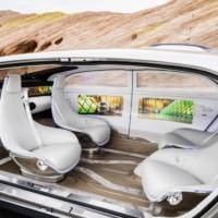 Mercedes-Benz F 015 Luxury in Motion concept revealed at 2015 CES