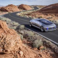 Mercedes-Benz F 015 Luxury in Motion concept revealed at 2015 CES