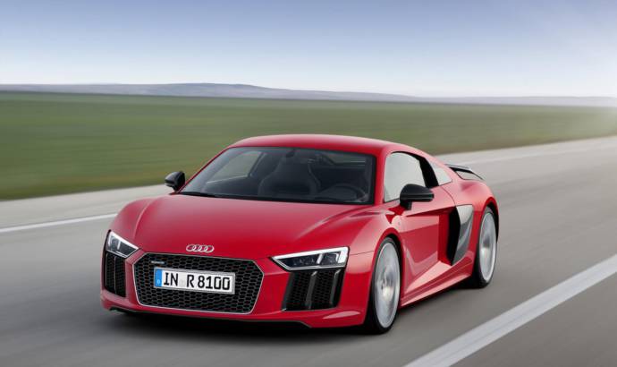 2016 Audi R8 commercial movie unveiled