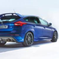 2015 Ford Focus RS unveiled with 315 hp