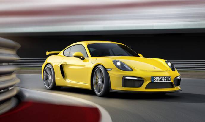 2015 Porsche Cayman GT4 unveiled