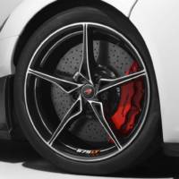 McLaren 675LT supercar revealed