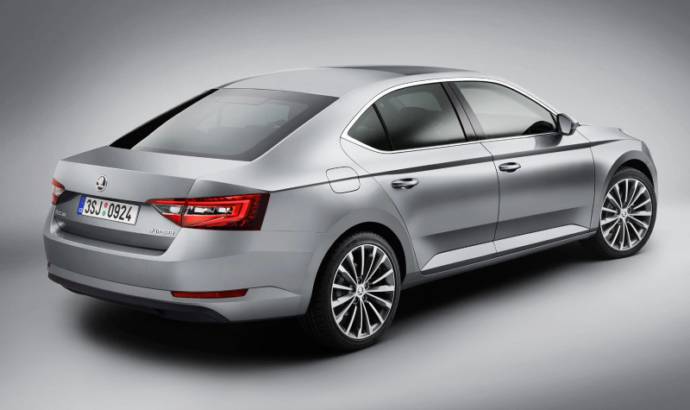 Skoda Superb - Official pictures and details