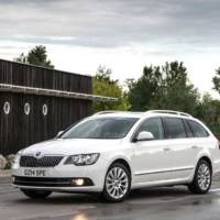 Skoda Superb SE model updated in UK