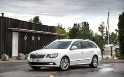 Skoda Superb SE model updated in UK