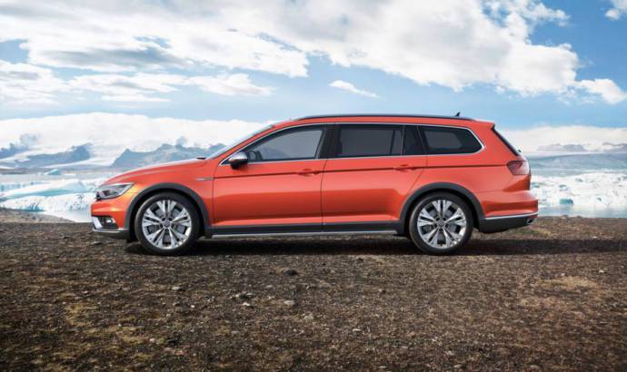 Volkswagen Passat Alltrack - Official pictures and details