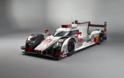 2015 Audi R18 e-tron quattro - Official pictures and details