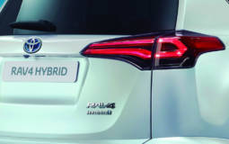 2015 Toyota RAV4 Hybrid teased