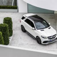 2016 Mercedes GLE facelift introduced