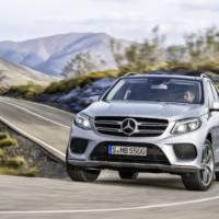 2016 Mercedes GLE facelift introduced