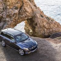 2016 Mercedes GLE facelift introduced