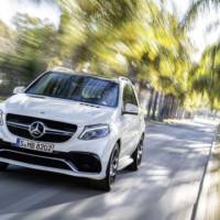 2016 Mercedes GLE facelift introduced