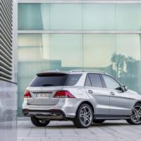 2016 Mercedes GLE facelift introduced