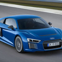 Audi R8 e-tron performance figures and details