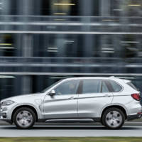 BMW X5 xDrive40e - Official pictures and details