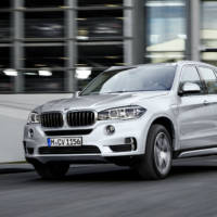 BMW X5 xDrive40e - Official pictures and details