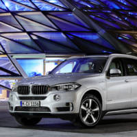 BMW X5 xDrive40e - Official pictures and details