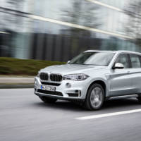 BMW X5 xDrive40e - Official pictures and details