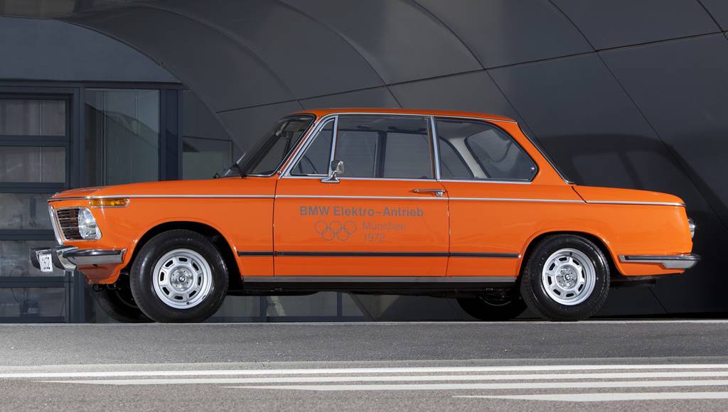 BMW shows its first electric vehicle, the 1602e